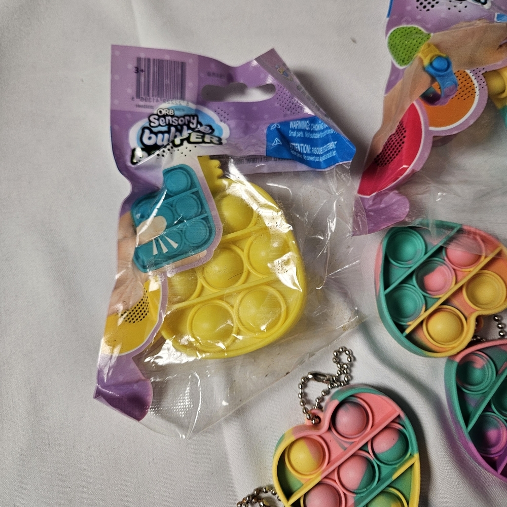 Colorful Pop It Keychains Set Bundle - Picture 3 of 4